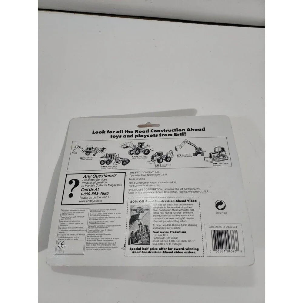NIP Ertl 4376 Die Cast 1/64 Road Construction Ahead International ID-9 w/Disk